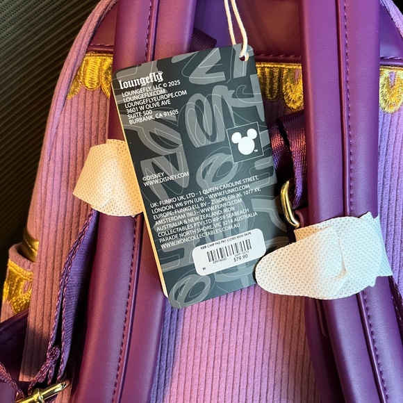 Sold out Chip loungefly backpack - Picture 5 of 5